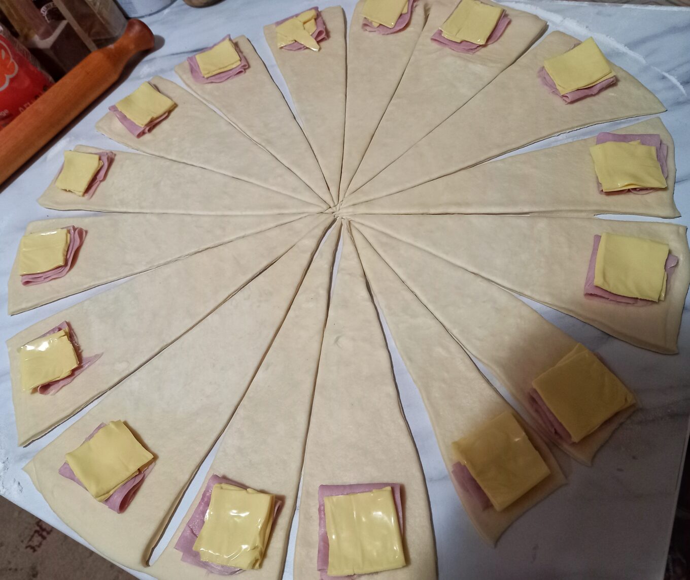 Uskršnji slani kroasani