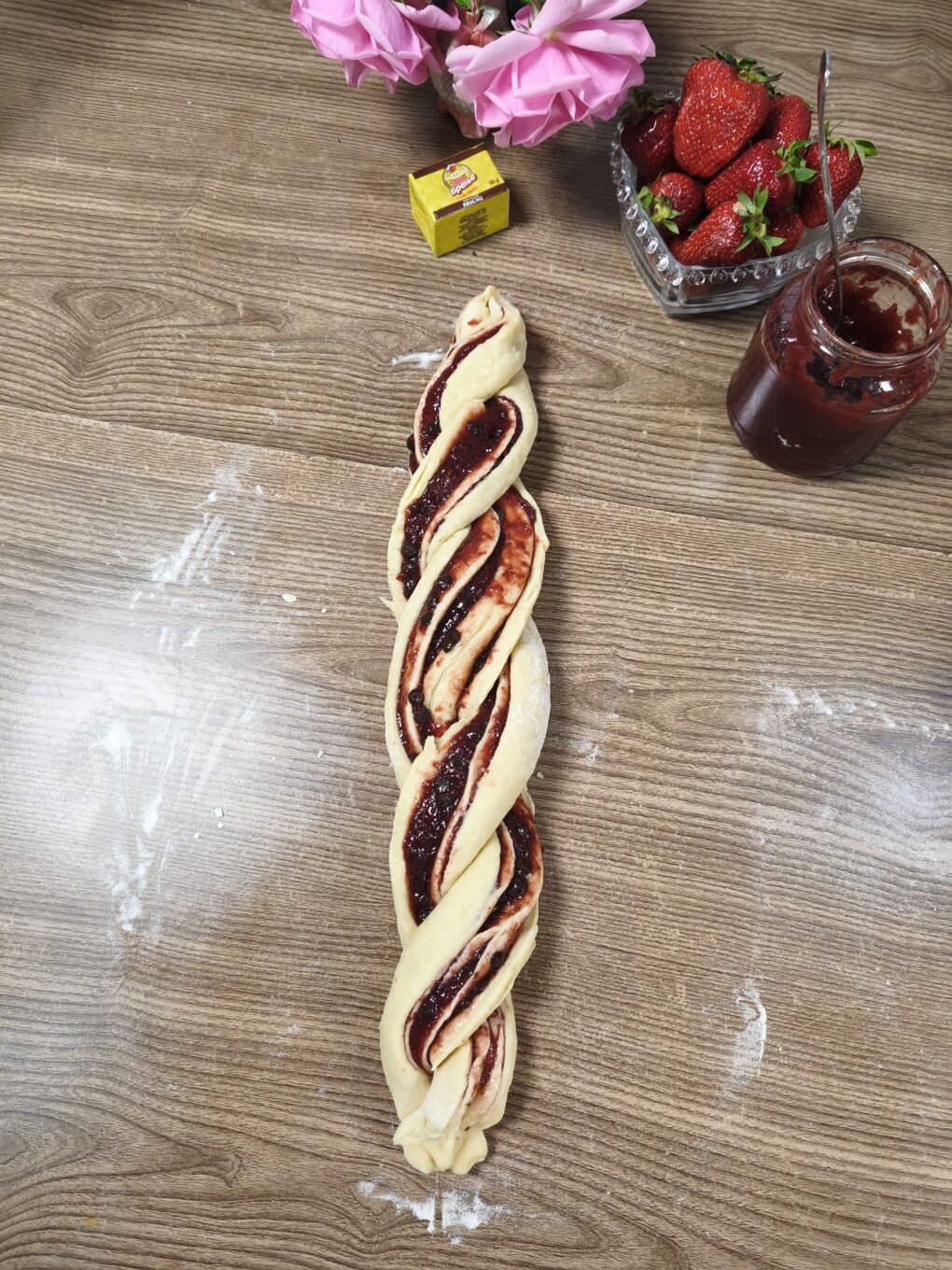 IMG_20260524_131046 Mirisna babka sa jagodama i crnom čokoladom